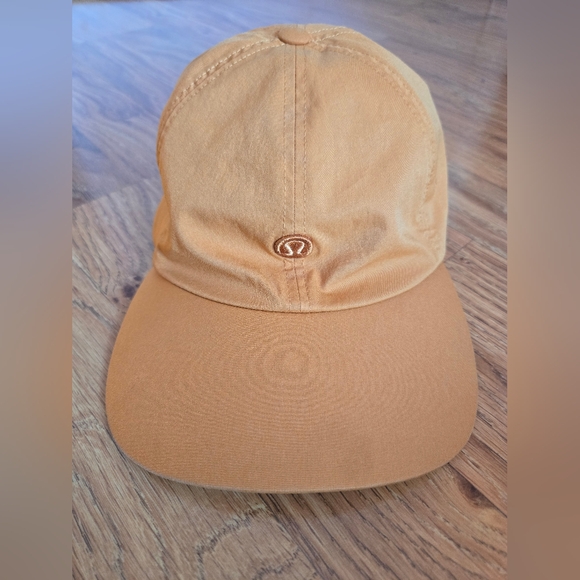 lululemon athletica Hat - Picture 1 of 8
